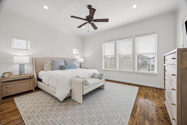 5717 Arabelle Crest, Houston, TX 77007