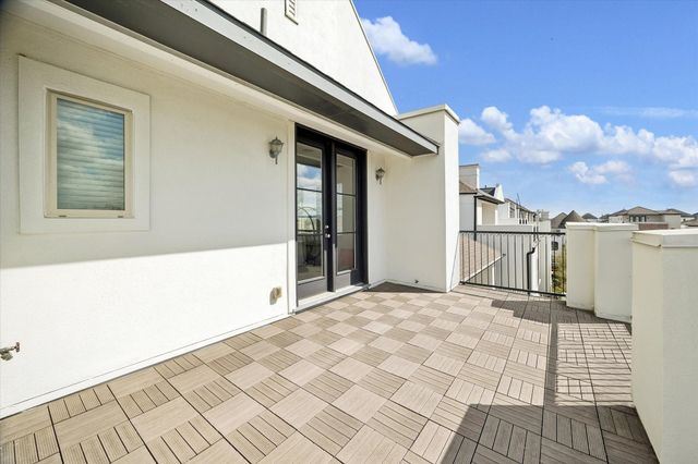 5717 Arabelle Crest, Houston, TX 77007