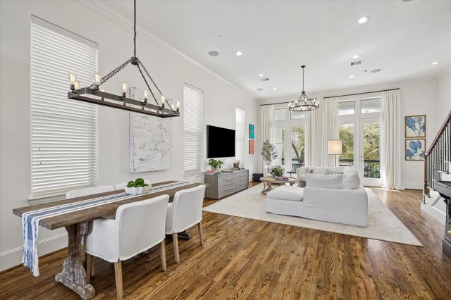 5717 Arabelle Crest, Houston, TX 77007