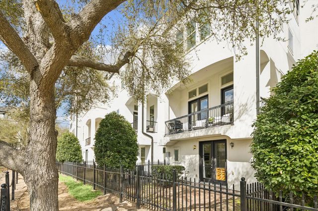 5717 Arabelle Crest, Houston, TX 77007