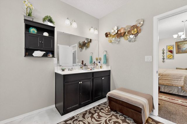2036 Hubbard Street SE, Albuquerque, NM 87123