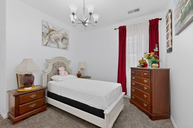 2036 Hubbard Street SE, Albuquerque, NM 87123