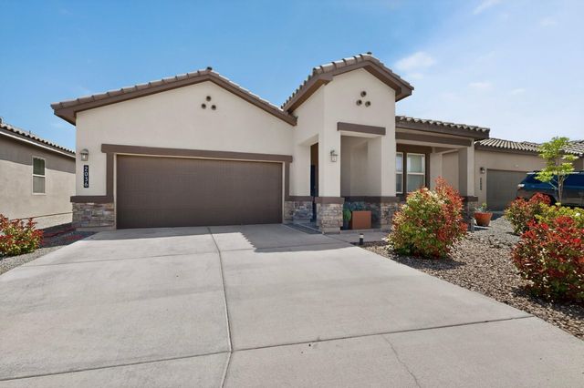 2036 Hubbard Street SE, Albuquerque, NM 87123