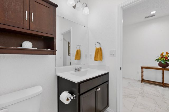 2036 Hubbard Street SE, Albuquerque, NM 87123