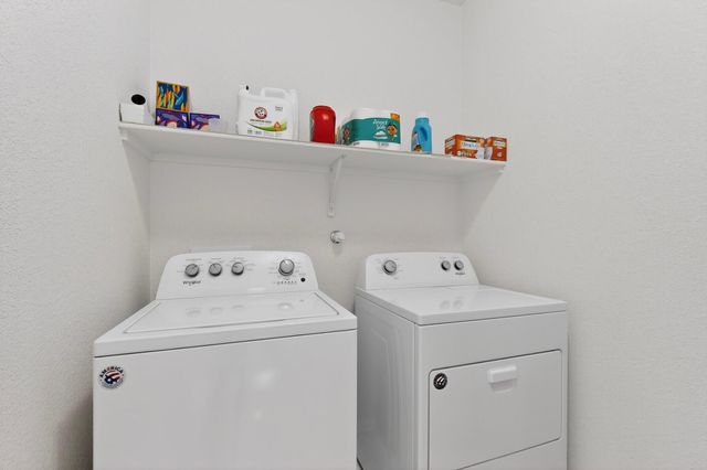 2036 Hubbard Street SE, Albuquerque, NM 87123