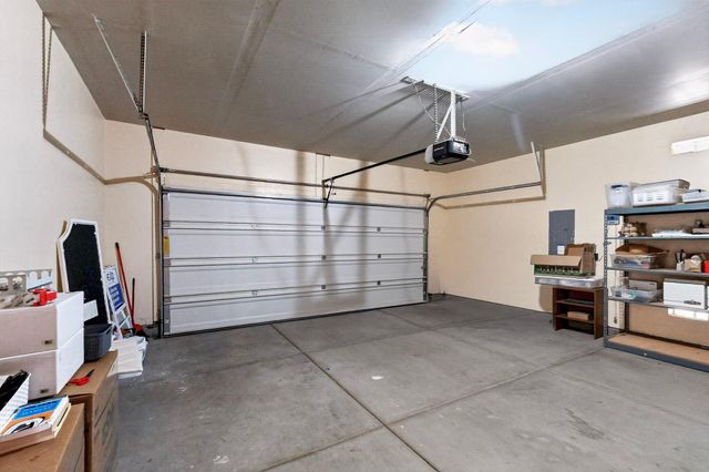2036 Hubbard Street SE, Albuquerque, NM 87123