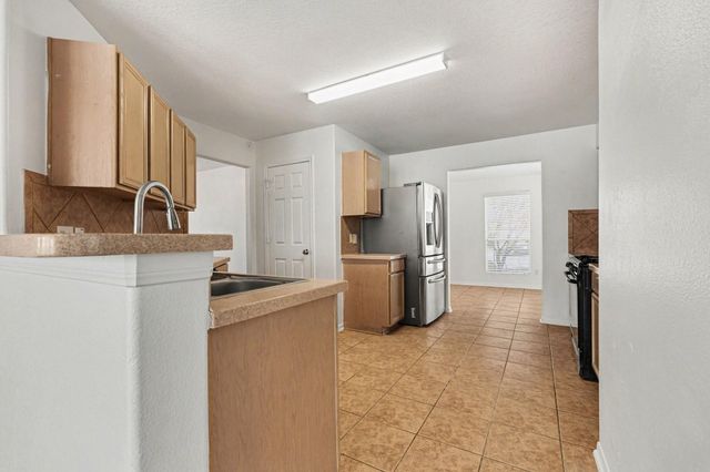 19515 N Providence Shore Way, Cypress, TX 77433