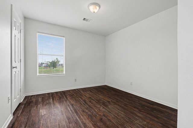 19515 N Providence Shore Way, Cypress, TX 77433