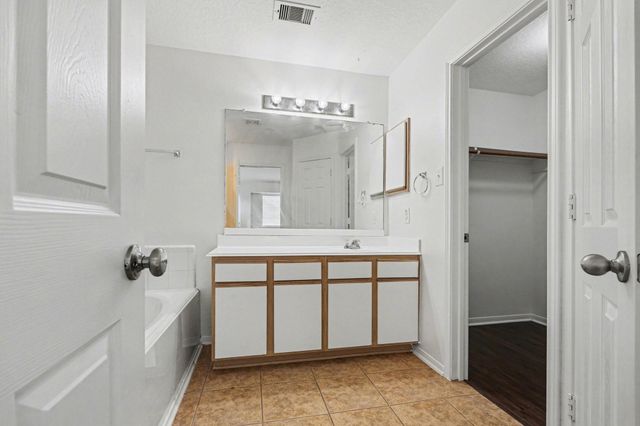 19515 N Providence Shore Way, Cypress, TX 77433