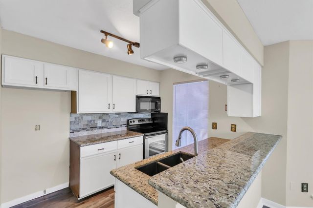 18617 Egret Bay Boulevard 1119, Webster, TX 77058