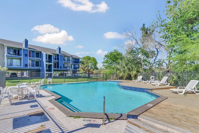 18617 Egret Bay Boulevard 1119, Webster, TX 77058