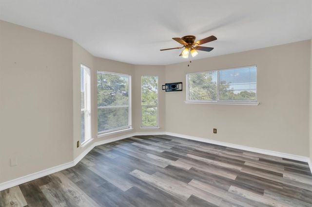 18617 Egret Bay Boulevard 1119, Webster, TX 77058