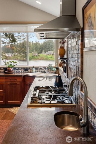 6211 Shady Lane SE, Lacey, WA 98503