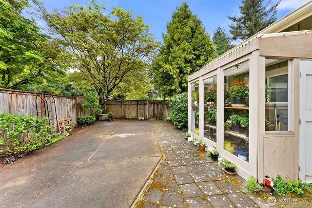 6211 Shady Lane SE, Lacey, WA 98503