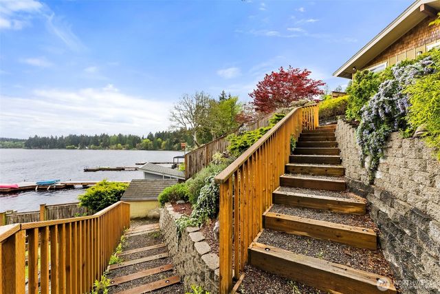 6211 Shady Lane SE, Lacey, WA 98503