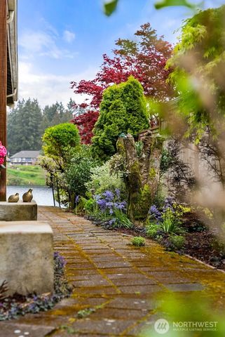 6211 Shady Lane SE, Lacey, WA 98503