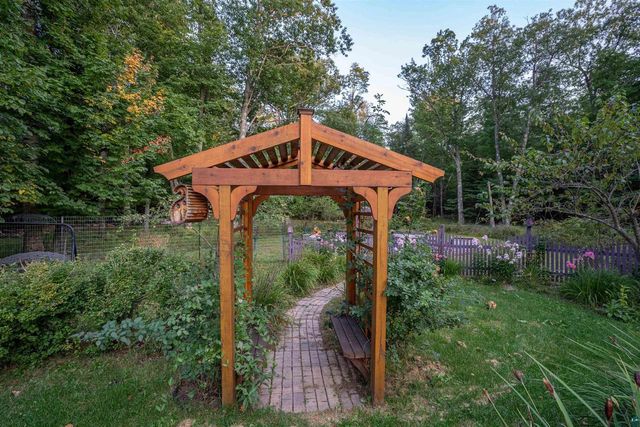 8280 S County Rd A, Superior, WI 54880