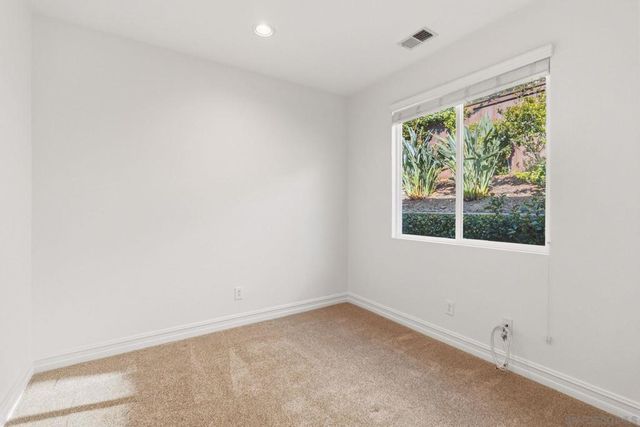 1129 Via Vera Cruz, San Marcos, CA 92078