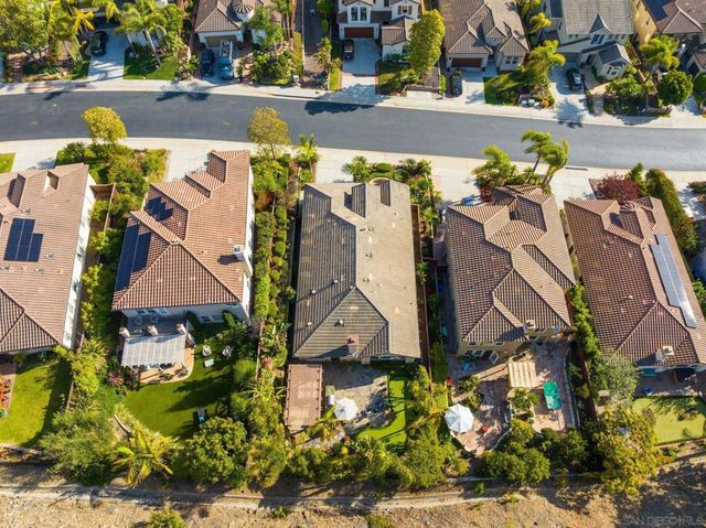 1129 Via Vera Cruz, San Marcos, CA 92078