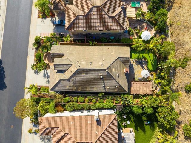 1129 Via Vera Cruz, San Marcos, CA 92078