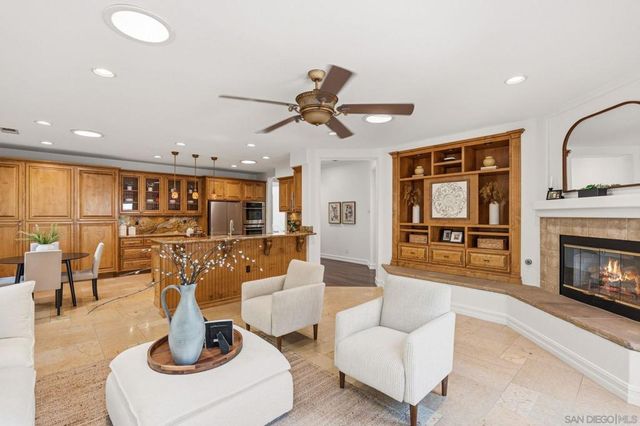 1129 Via Vera Cruz, San Marcos, CA 92078