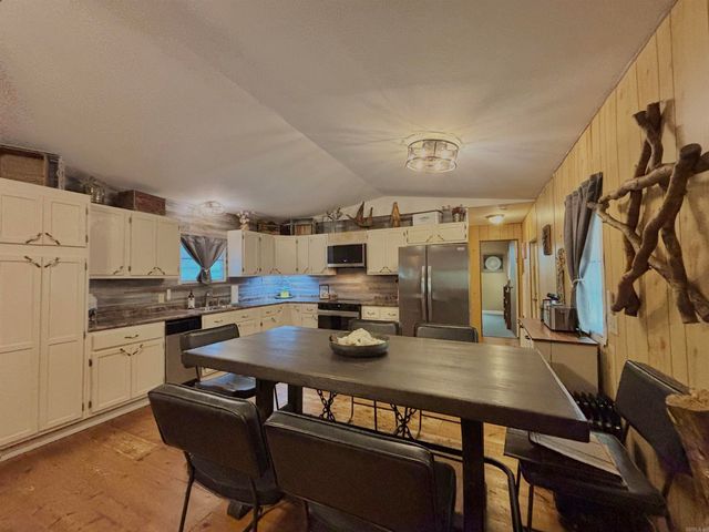 751 Mingues Turner Ln, Mountain View, AR 72560