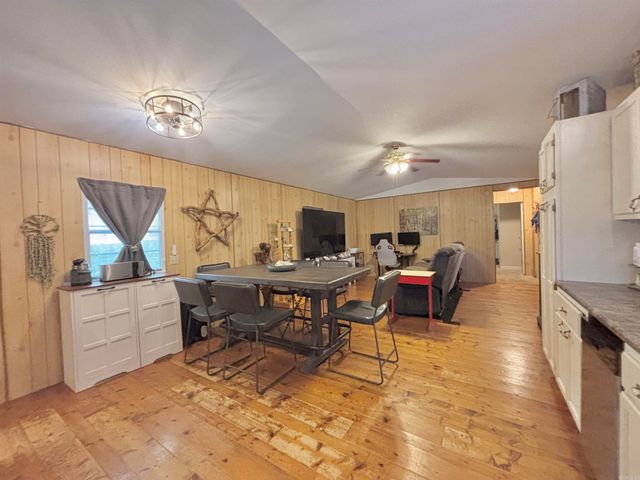 751 Mingues Turner Ln, Mountain View, AR 72560