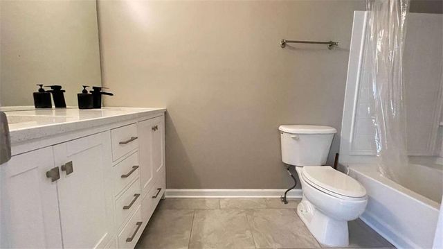 988 Redwood Drive, Norcross, GA 30093