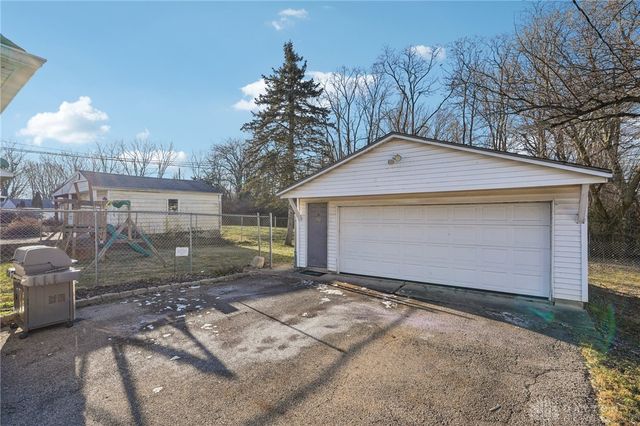 447 S Stadium Drive, Xenia, OH 45385