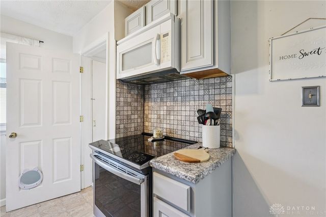 447 S Stadium Drive, Xenia, OH 45385