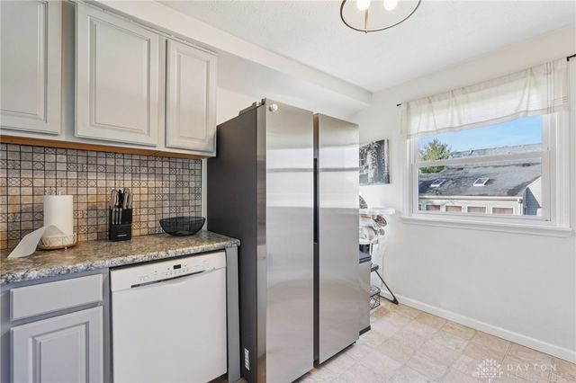 447 S Stadium Drive, Xenia, OH 45385