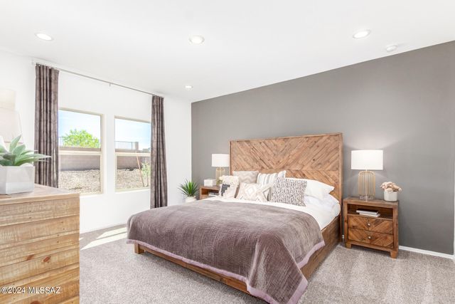 8670 W Prairie Acacia Drive, Marana, AZ 85653