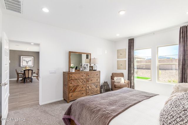 8670 W Prairie Acacia Drive, Marana, AZ 85653