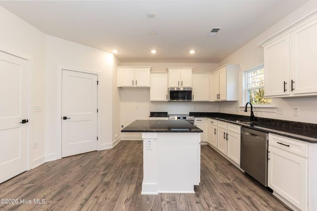 400 Whitetail Way, Tabor City, NC 28463