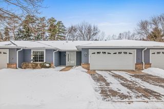 1220 Ravenswood Court, Shoreview, MN 55126
