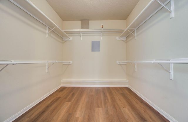 4602 Schiller Park Lane, Sugar Land, TX 77479