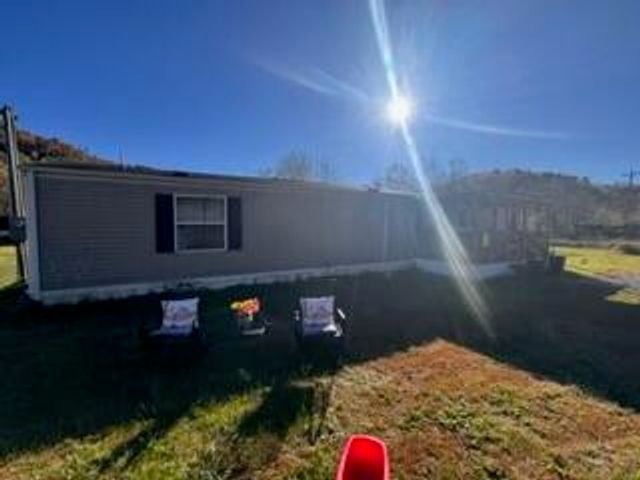 3012 McNeil-Corn Creek Road, Rockholds, KY 40759