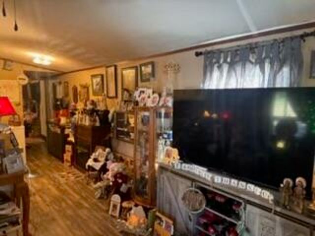 3012 McNeil-Corn Creek Road, Rockholds, KY 40759