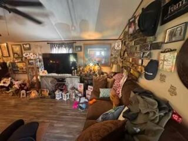 3012 McNeil-Corn Creek Road, Rockholds, KY 40759