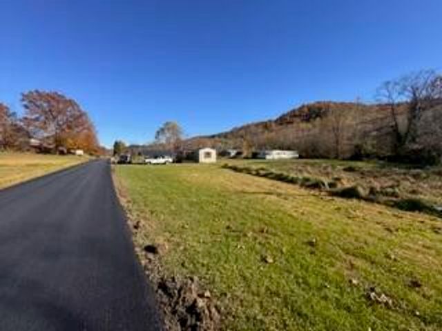 3012 McNeil-Corn Creek Road, Rockholds, KY 40759