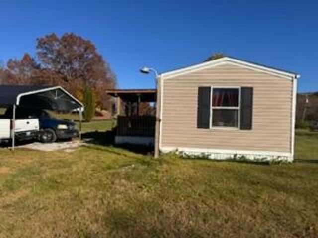 3012 McNeil-Corn Creek Road, Rockholds, KY 40759