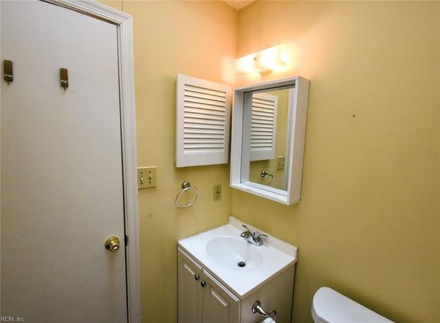 5216 Johnstown LN, Virginia Beach, VA 23464