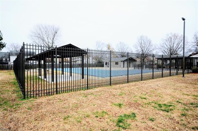 5216 Johnstown LN, Virginia Beach, VA 23464