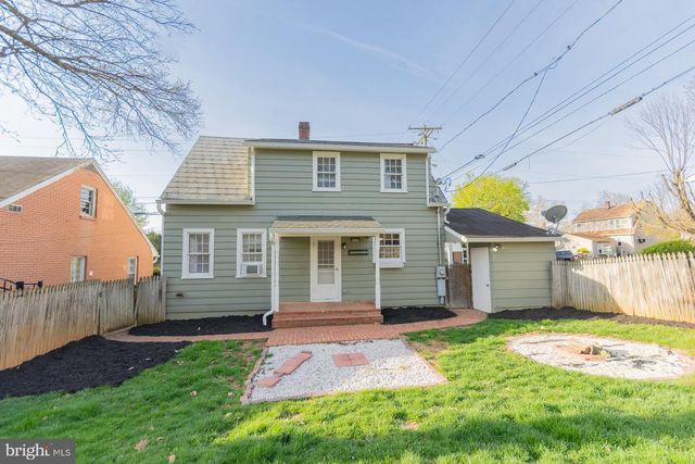 1104 W RACE ST, Martinsburg, WV 25401