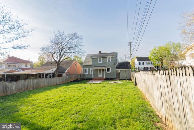 1104 W RACE ST, Martinsburg, WV 25401
