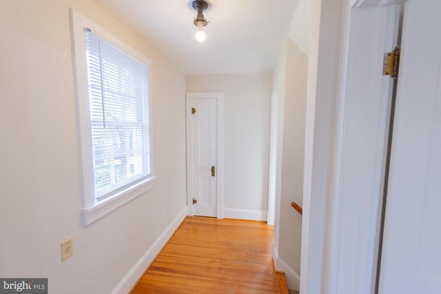 1104 W RACE ST, Martinsburg, WV 25401