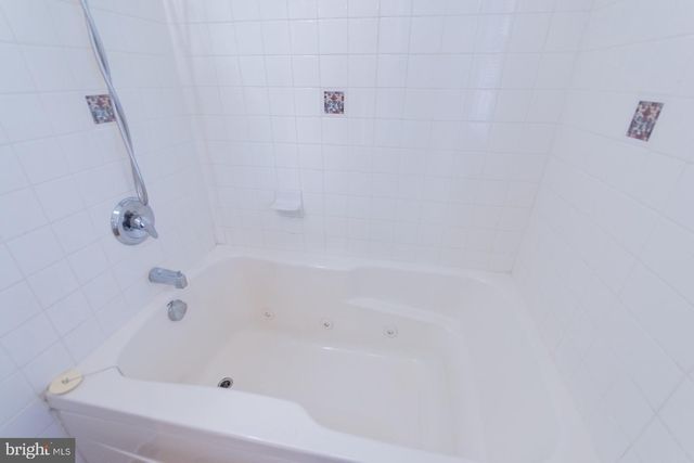 1104 W RACE ST, Martinsburg, WV 25401