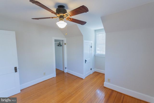 1104 W RACE ST, Martinsburg, WV 25401