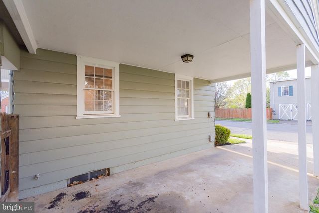1104 W RACE ST, Martinsburg, WV 25401
