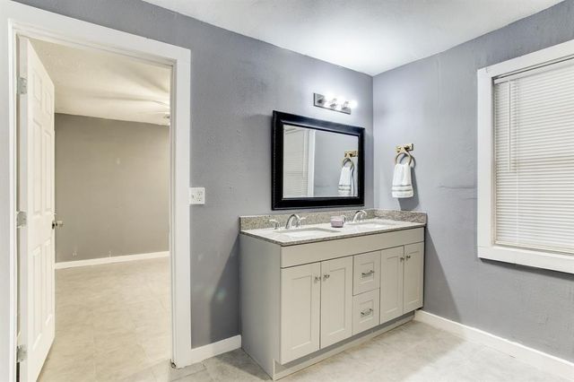 9005 Cheer Street, Houston, TX 77063